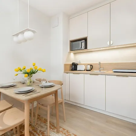 Elegancki Apartament Bel Mare Z Parkingiem By Rent Like Home Miedzyzdroje Exterior photo